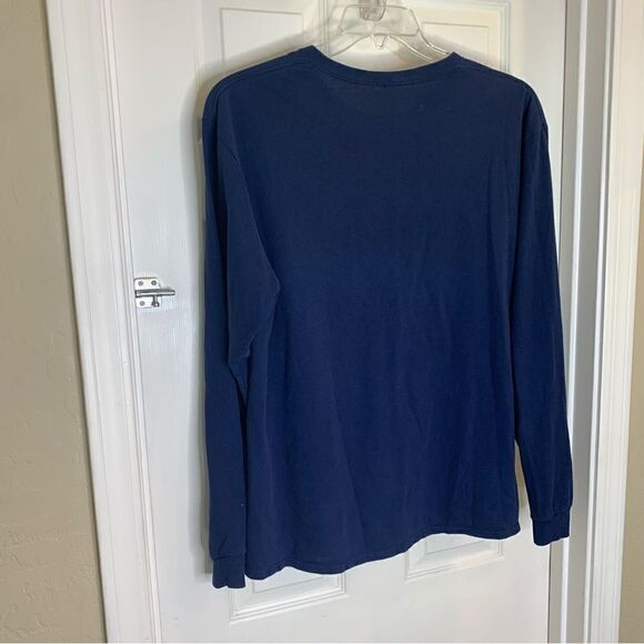 Stranger Things Netflix Long Sleeve TShirt - Adult Size L “Friends Don't Lie" - Picture 4 of 8